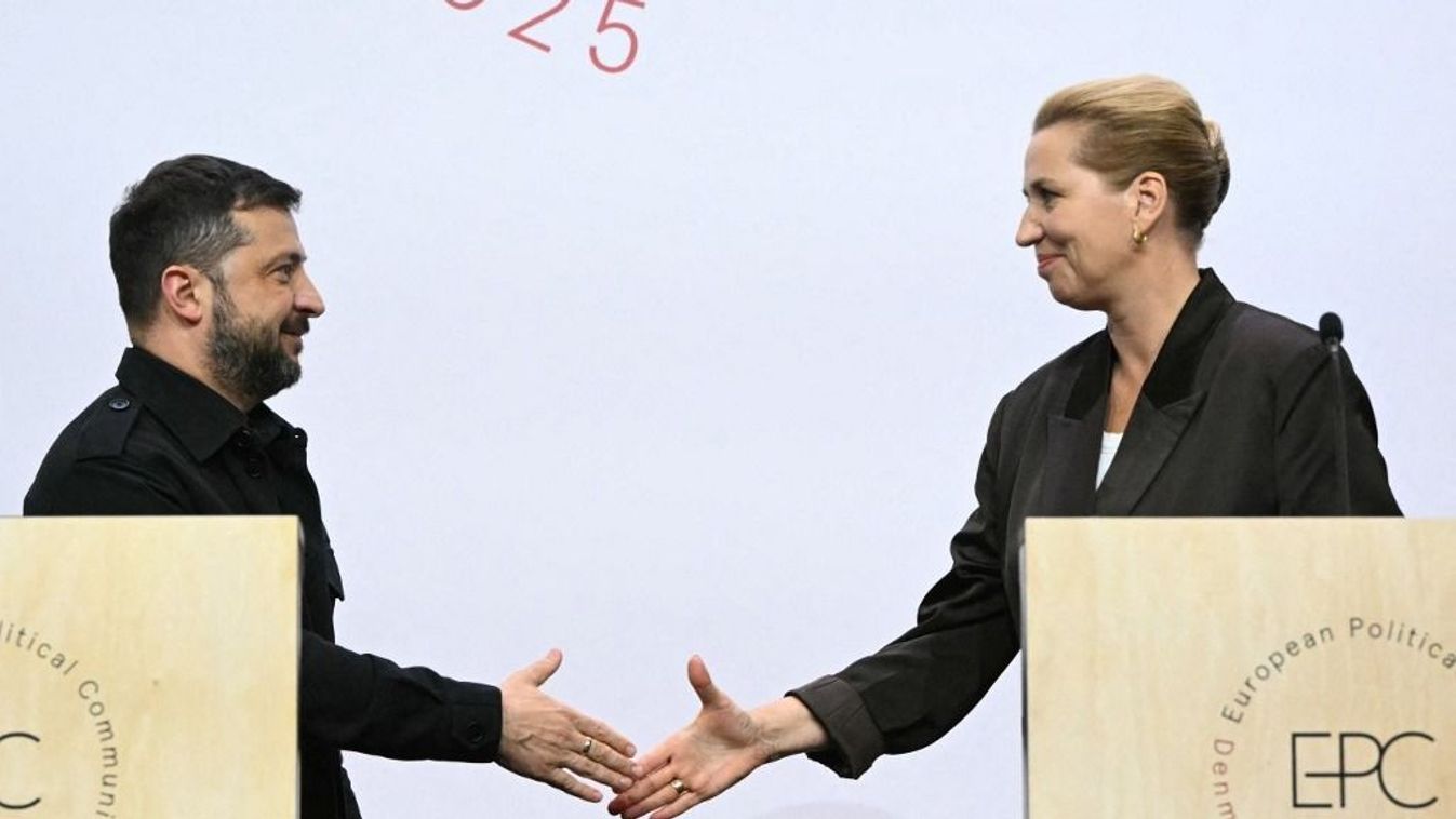 Mette Frederiksen és Volodimir Zelenszkij