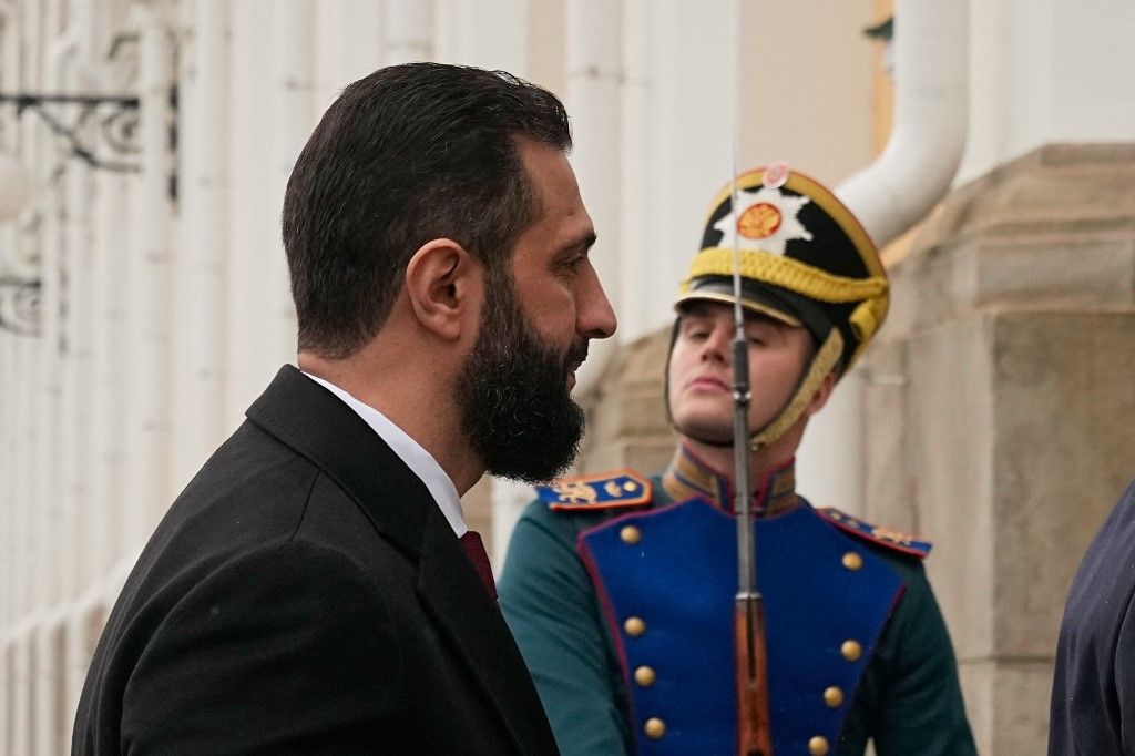 Vlagyimir Putyin orosz elnök Szíria vezetőjével, Ahmed as-Saraával folytat tárgyalást