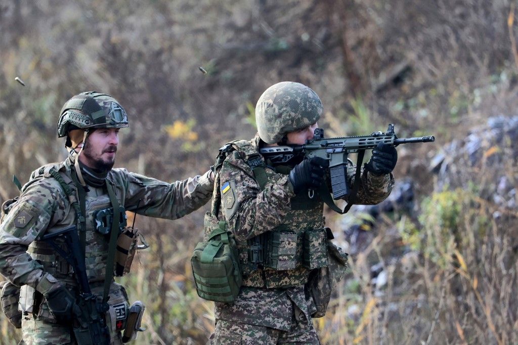 Ukrajna nem győzhet - állítja a brit tábornagy. A képen ukrán katonák Fotó: VIACHESLAV MADIIEVSKYI / NurPhoto