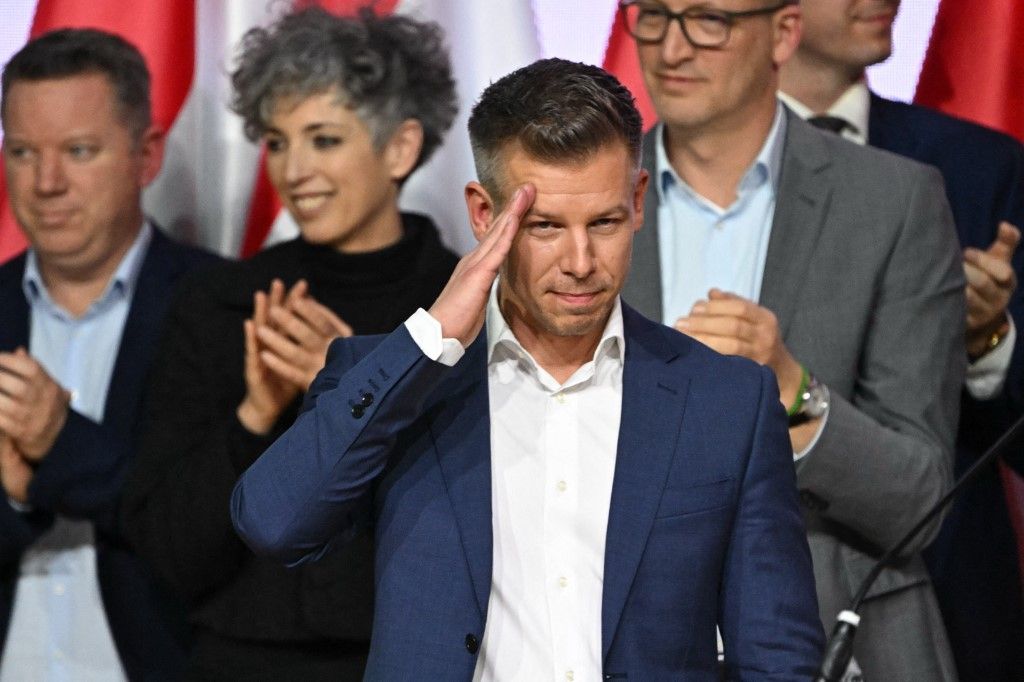 Magyar Péter mentelmi jogáról is döntenek ma Brüsszelben
