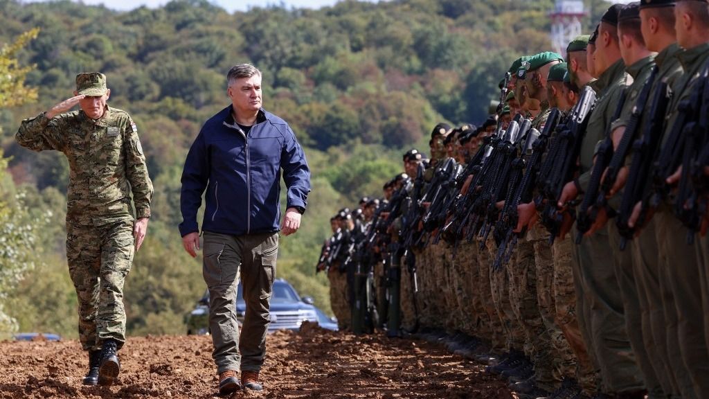 Zoran Milanovic horvát köztársasági elnök azzal vádolta Andrej Plenkovic horvát miniszterelnököt, hogy politikai célokra használja a kezdeményezést