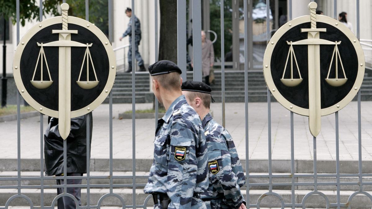 Terrorizmus miatt ítéltek el egy ukrán tisztet