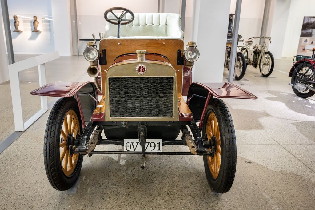 Gyári fotókon a Skoda Múzeum