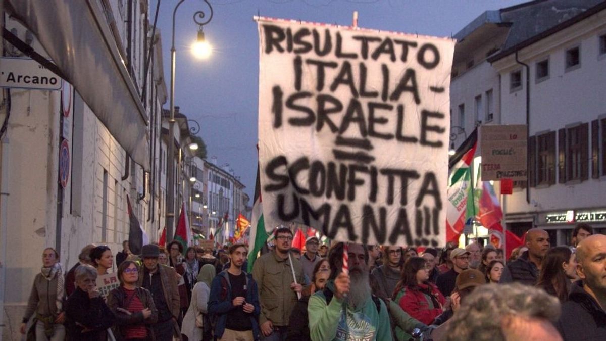 Könnygáz és vízágyú: utcai harcok robbantak ki az Olaszország-Izrael vb-selejtező helyszínén