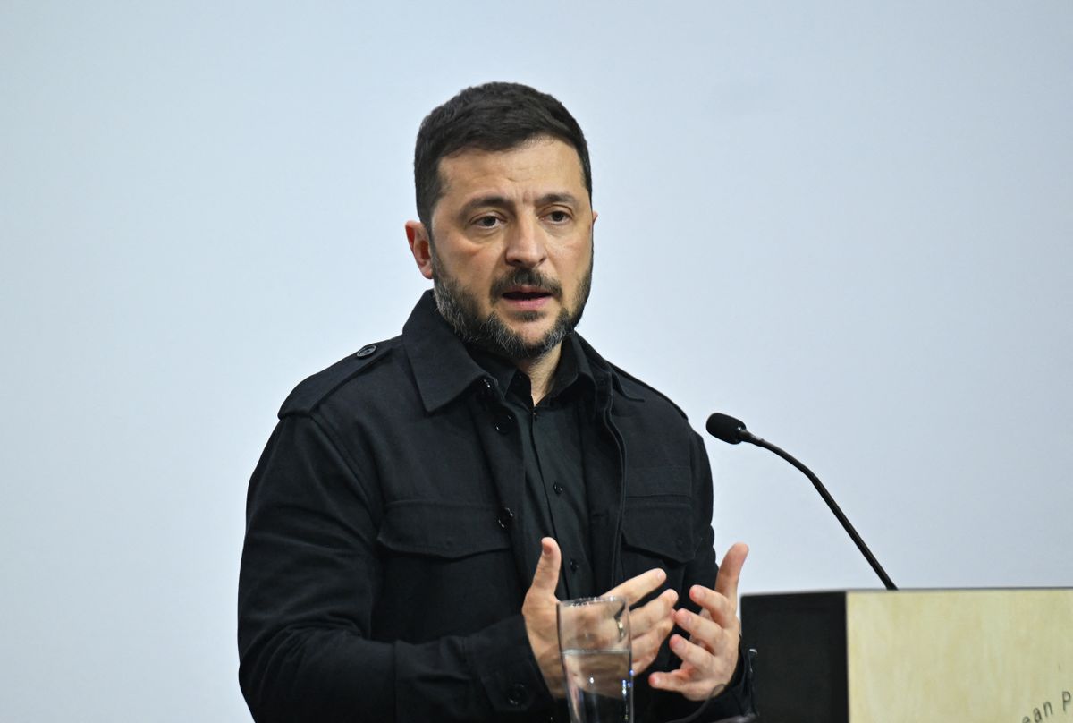 Az ukrán elnöknek is tisztelettel kell beszélnie Magyarországról