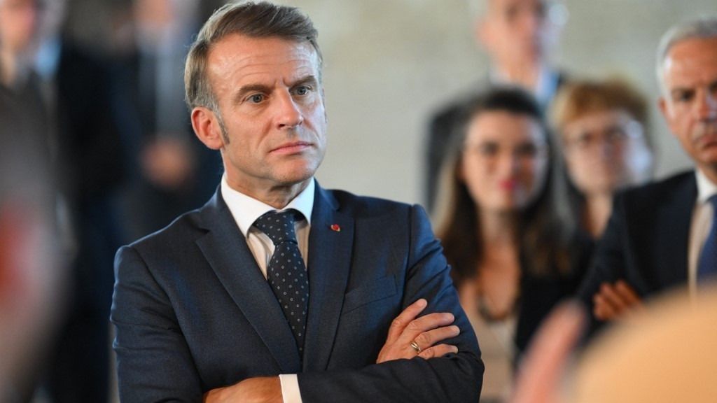 Franciaország elnöke, Emmanuel Macron hivatalától jelezték, hogy péntek estig dönt az ország új miniszterelnökének személyéről