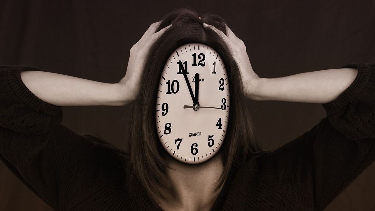 Megvan a tavaszi óraátállítás időpontja, idén előbb jön el a bűvös pillanat