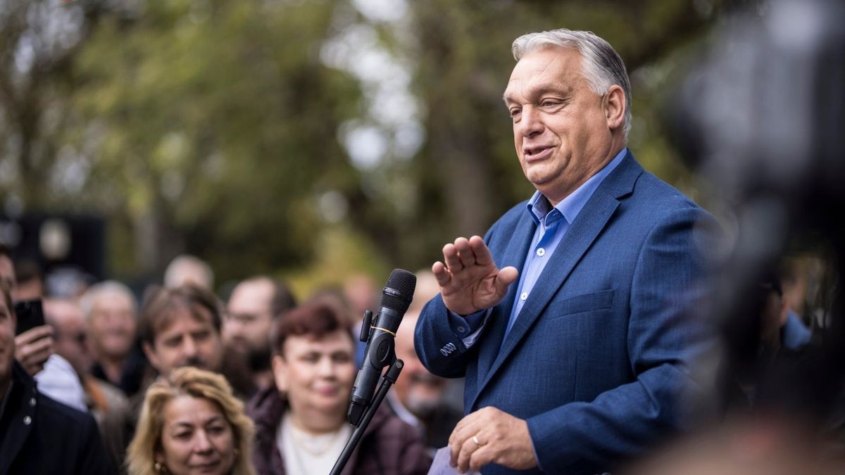 Orbán Viktor: Ha hárman leszünk, az már lázadás