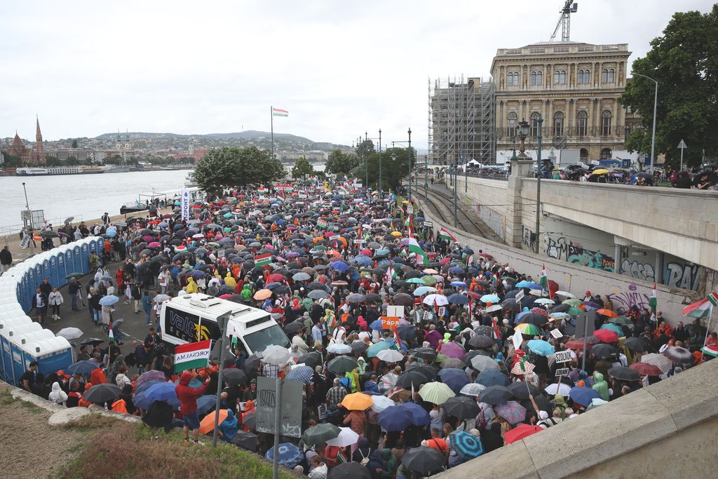 Budapest, Békemenet.