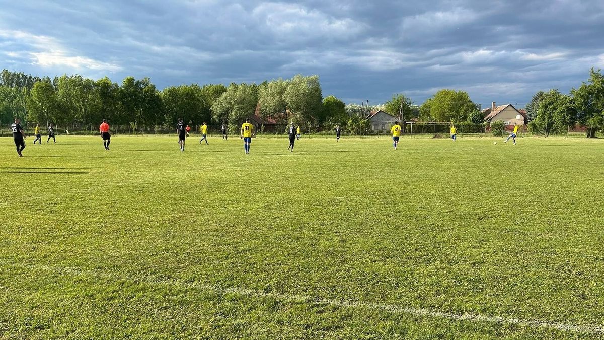 Az év botránya: öt piros lap után három perc alatt félbeszakadt a bajnoki