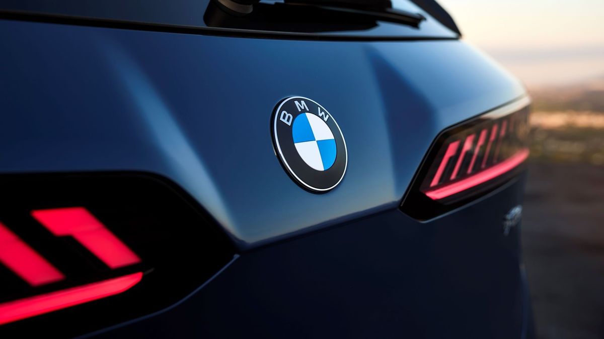 Fokozatot vált a BMW – A bajorok Sengjanból és Debrecenből indítják az elektromos offenzívát