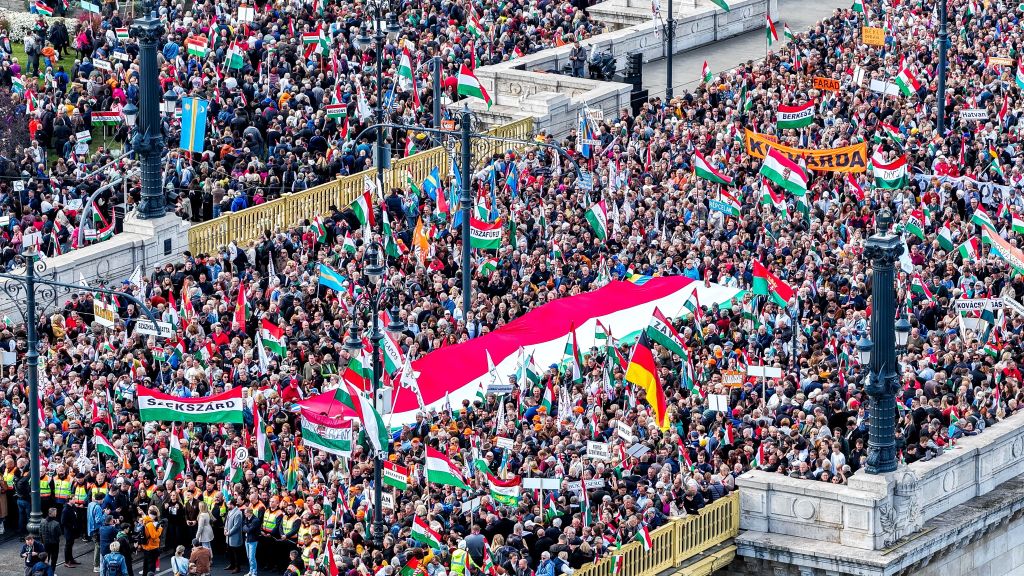 Október 23. - Békemenet Budapesten