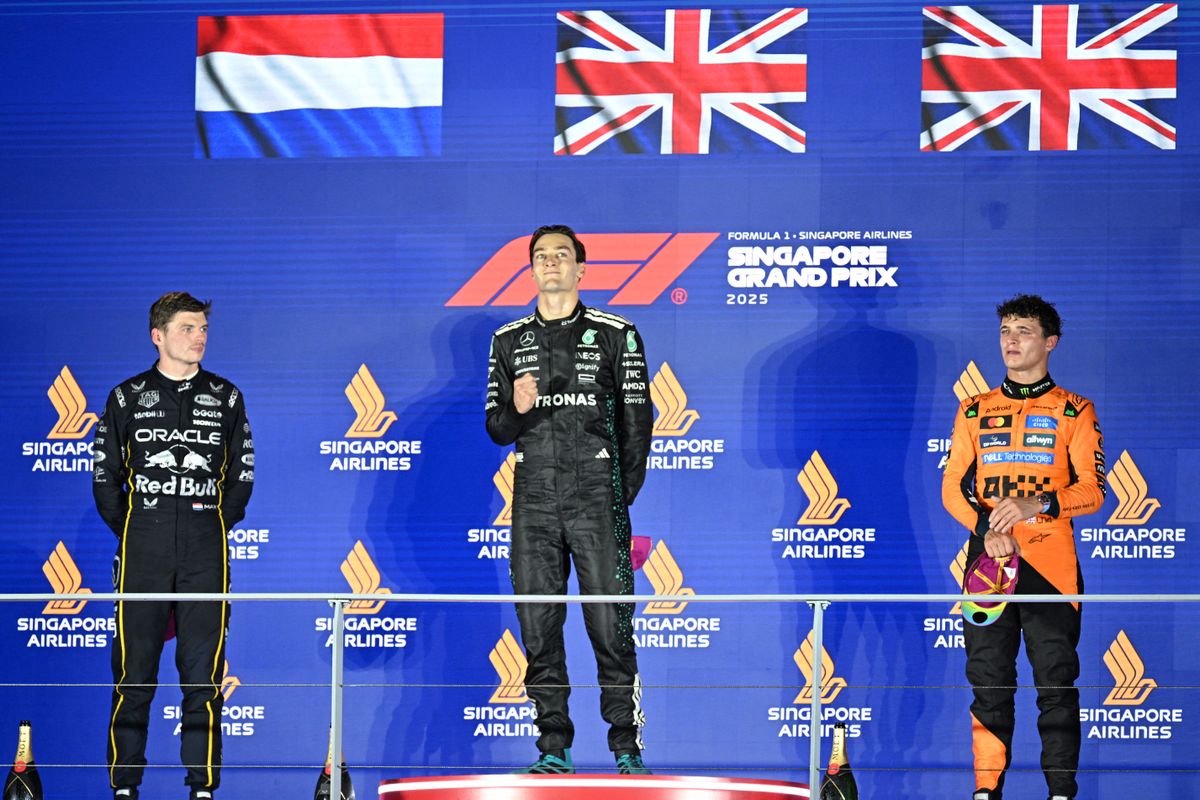 A Szingapúri Nagydíj dobogósai: Verstappen, Russell és Norris