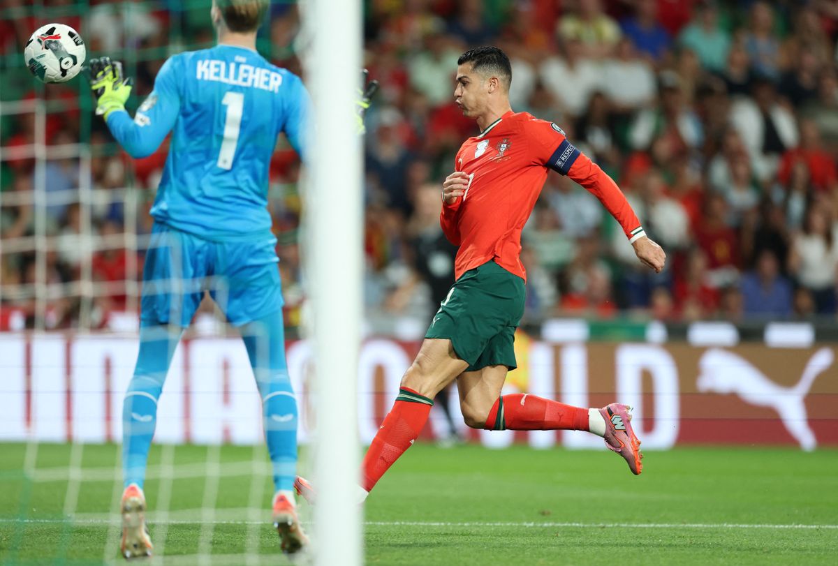 Cristiano Ronaldo is tehet arról, hogy Portugália hazai pályán nem nyert Írország ellen