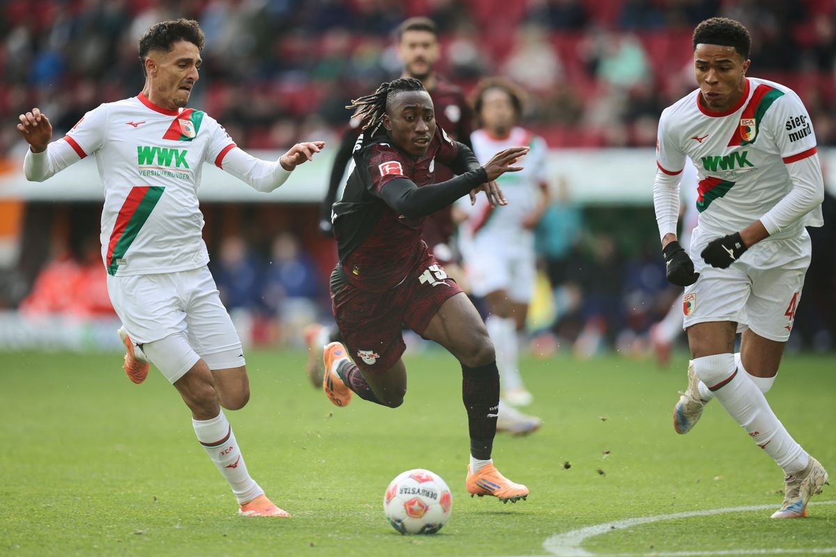 Yan Diomande (középen) rengeteg gondot okozott az RB Leipzig ellenfeleinek