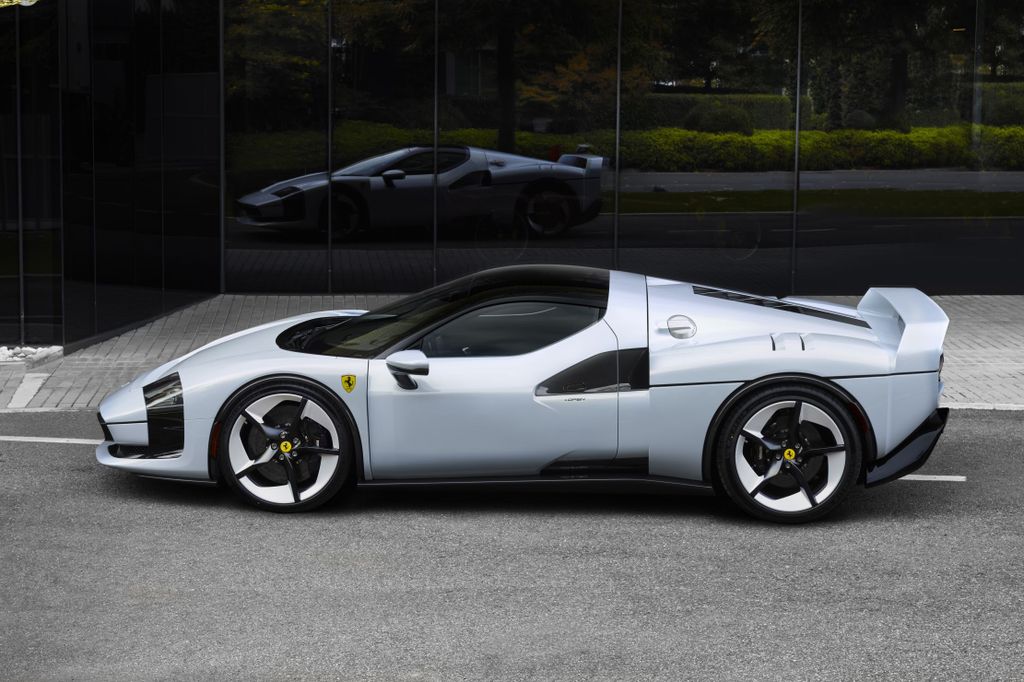 Ferrari SC40