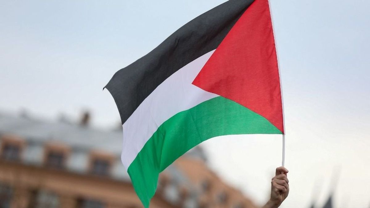 Palesztinpárti aktivisták akadályozták az izraeli történészt a budapesti egyetemen