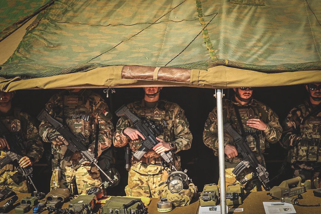 Adaptive Hussars 2025 országvédelmi gyakorlat pontonhíd Tisza