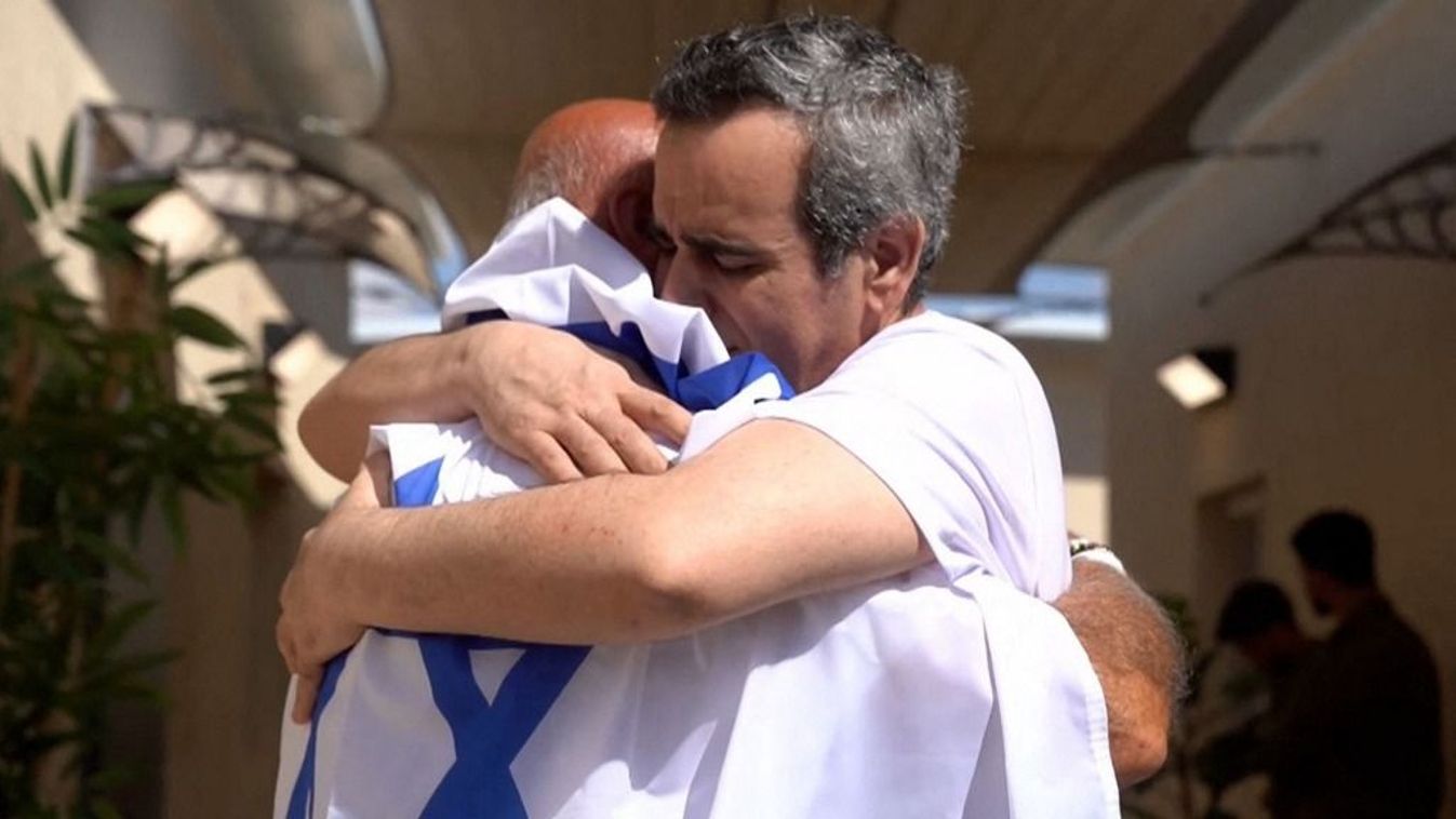 Omri Miran két év után újra szabad (Fotó: AFP)