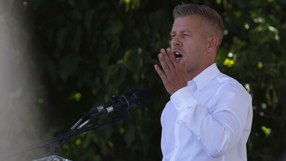 Hallgatnak Magyar Péterék a Tisza-szigetek pénzügyeivel kapcsolatban