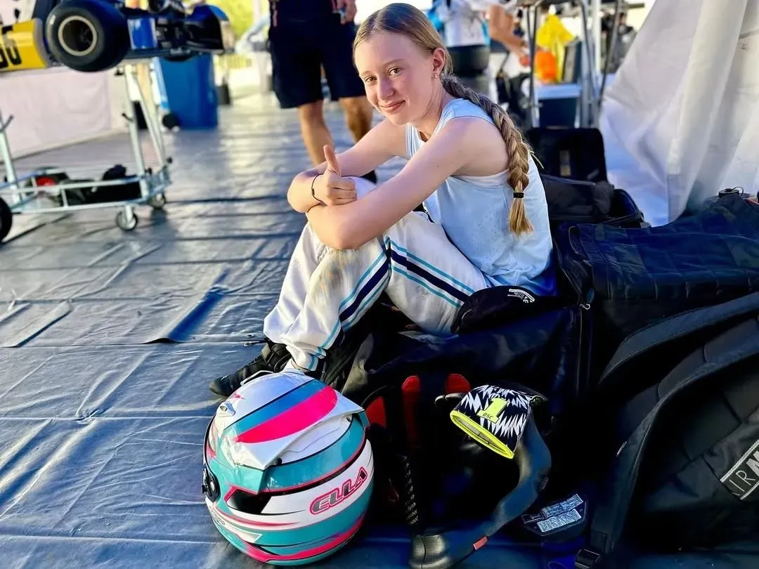 Mika Häkkinen lánya, a 14 éves Ella is a motorsport útján indult el