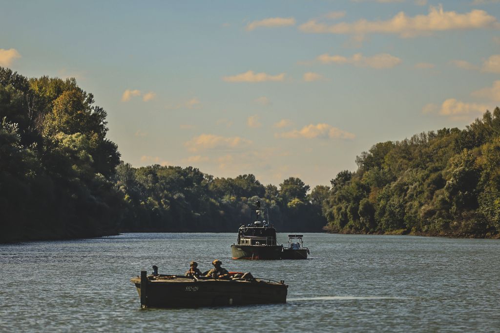 Adaptive Hussars 2025 országvédelmi gyakorlat pontonhíd Tisza