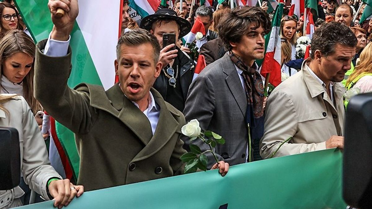 Szörnyűség történt Magyar Péterrel a Békemenet árnyékában, a saját cimborái alázták porig
