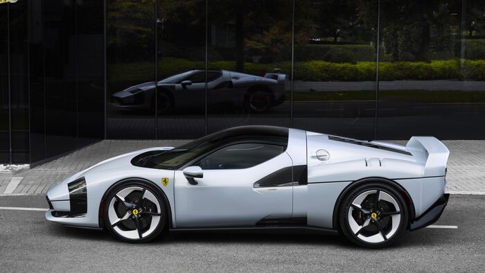 Ferrari SC40