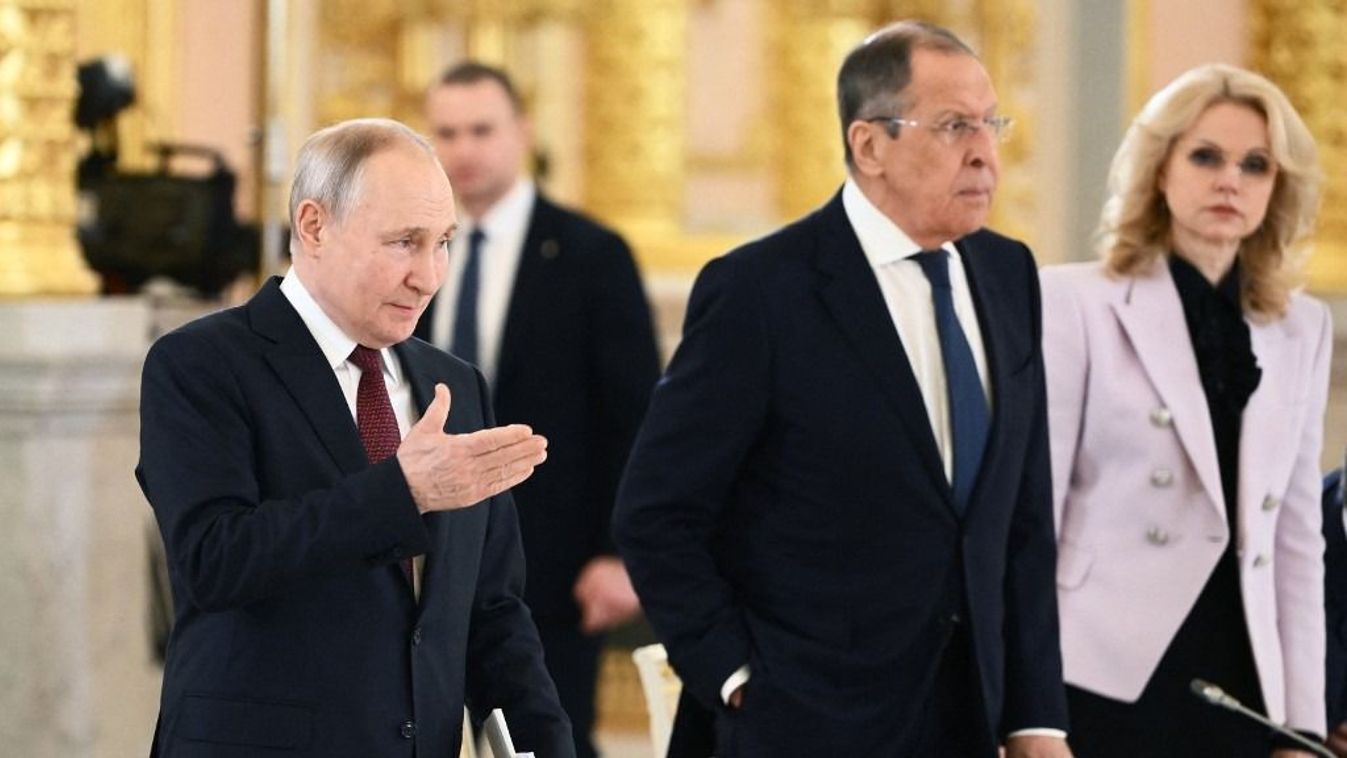 Vlagyimir Putyin, Szergej Lavrov és Tatjana Golikova