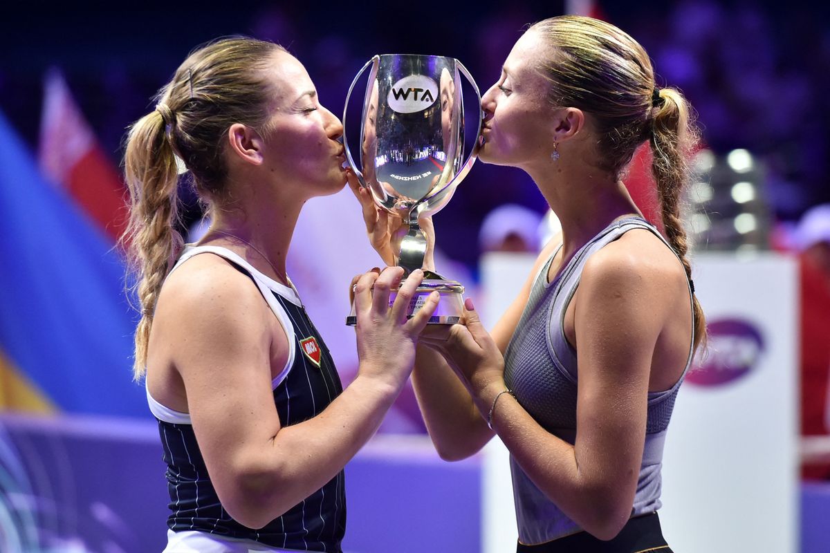 Babos Tímea legutóbbi WTA-vb-je végén boldogan ünnepelhetett a trófeával, akkor Kristina Mladenovic volt a párja, idén Luisa Stefani oldalán játszik a magyar teniszező