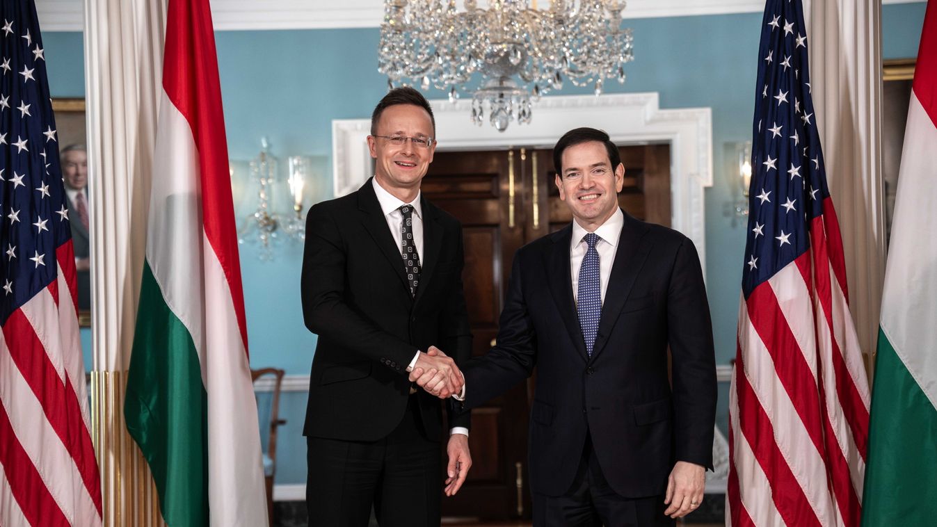 A Külgazdasági és Külügyminisztérium (KKM) által közreadott képen Szijjártó Péter külgazdasági és külügyminiszter (b) és Marco Rubio amerikai külügyminiszter találkozója Washingtonban 2025. október 22-én (Fotó: MTI/KKM)