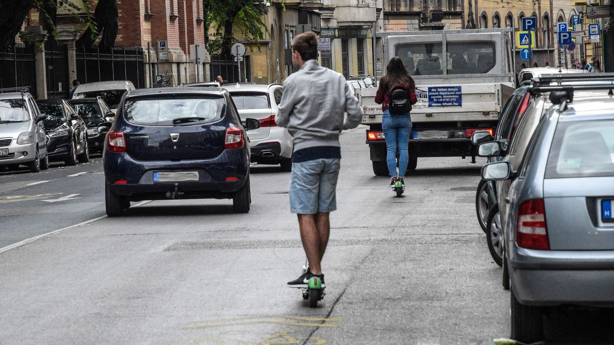 Budapest nem tiltja be az elektromos rollereket, de a szabályozás fontos lenne