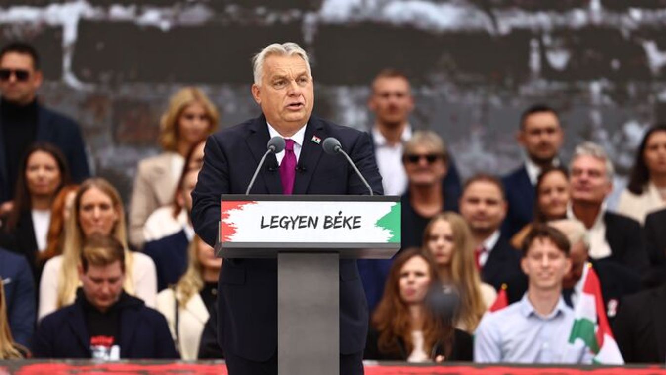 Prime Minister Viktor Orban delivers a speech at the October 23 state ceremony commemorating the outbreak of the 1956 Revolution (Photo: Arpad Kurucz) 