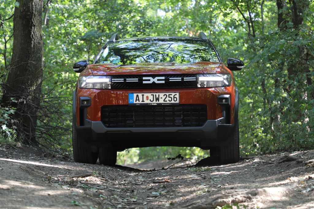 Dacia Bigster Hybrid teszt