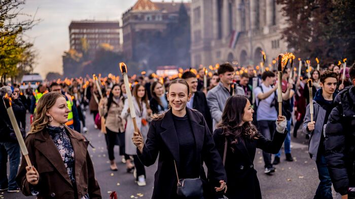 fáklyás emlékmenet 1956-os forradalom október 23.