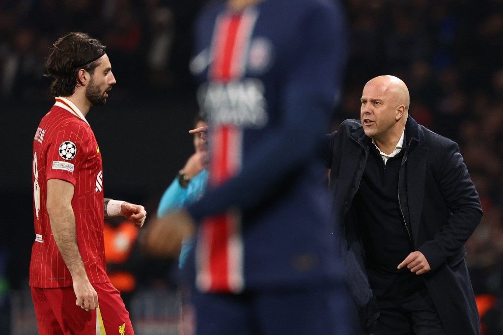Szoboszlai és Slot nem voltak ott a sajtótájékoztatón, emiatt az UEFA akár meg is büntetheti a Liverpoolt