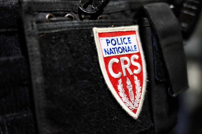 A Ferencváros-szurkolók esete nem egyedi, ugyanis a francia hatóságok 30 holland szurkolót tartóztattak le a francia határnál a Lille-Feyenoord Bajnokok Ligája-mérkőzés előtt. 