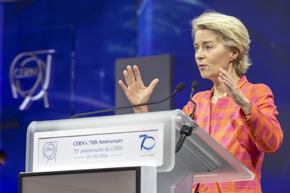 Az Ursula von der Leyen vezette Európai Bizottság októberben újraindította dezinformációs kampányokat finanszírozó programját (Fotó: Salvatore Di Nolfi / MTI/EPA/Keystone)