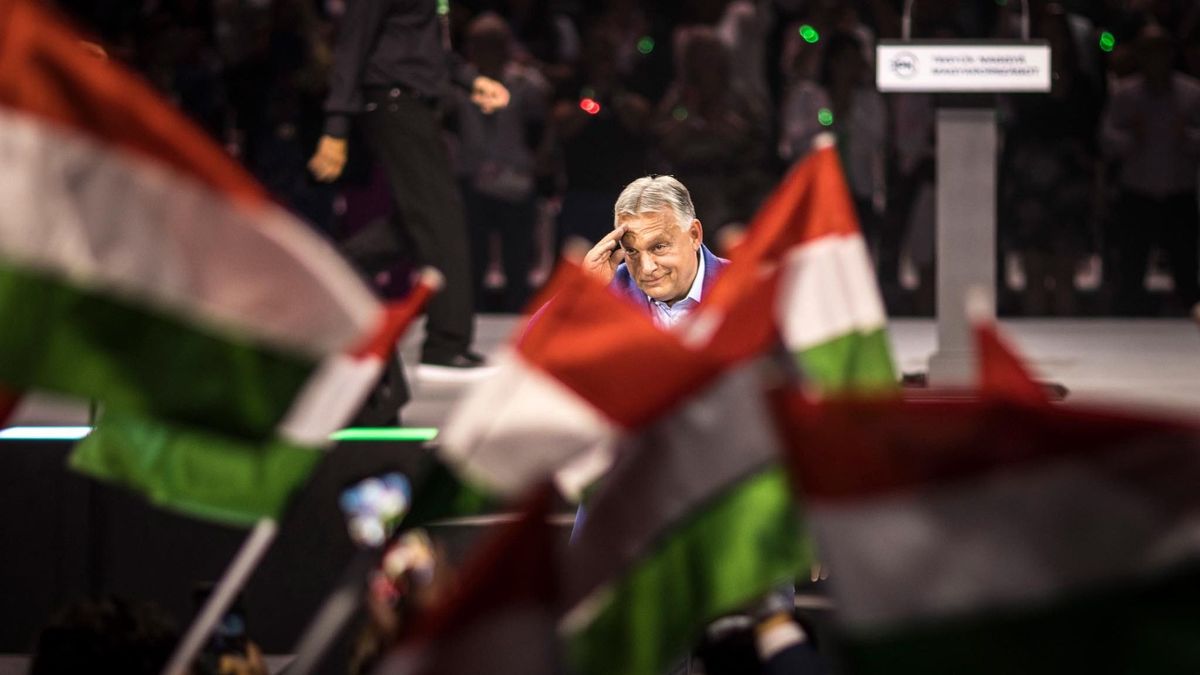 Így köszöntötték a digitális harcosok Orbán Viktort + videó