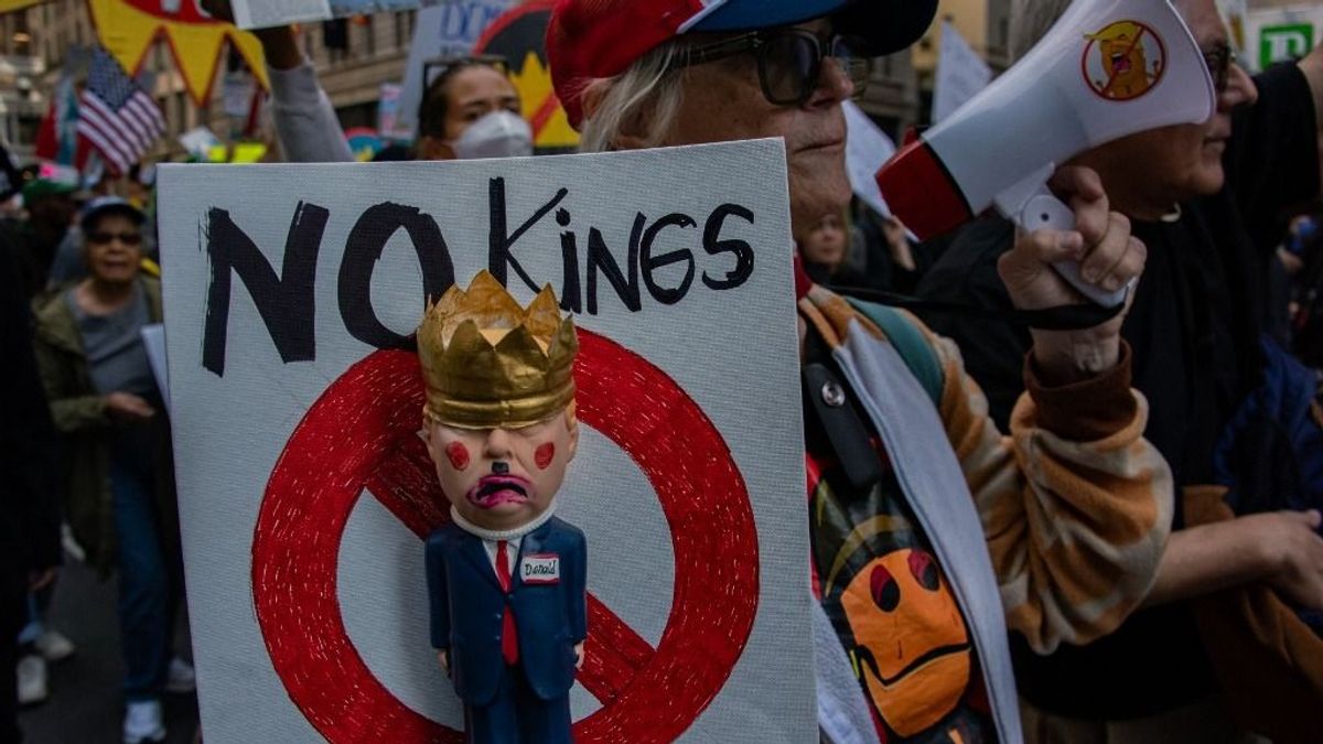 Trump: Soros fizette a „No Kings” tüntetéseket!