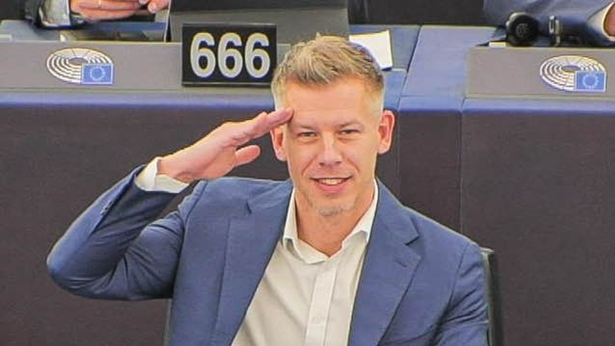 Zelenszkij bemutatta a Tiszaphone-t + videó