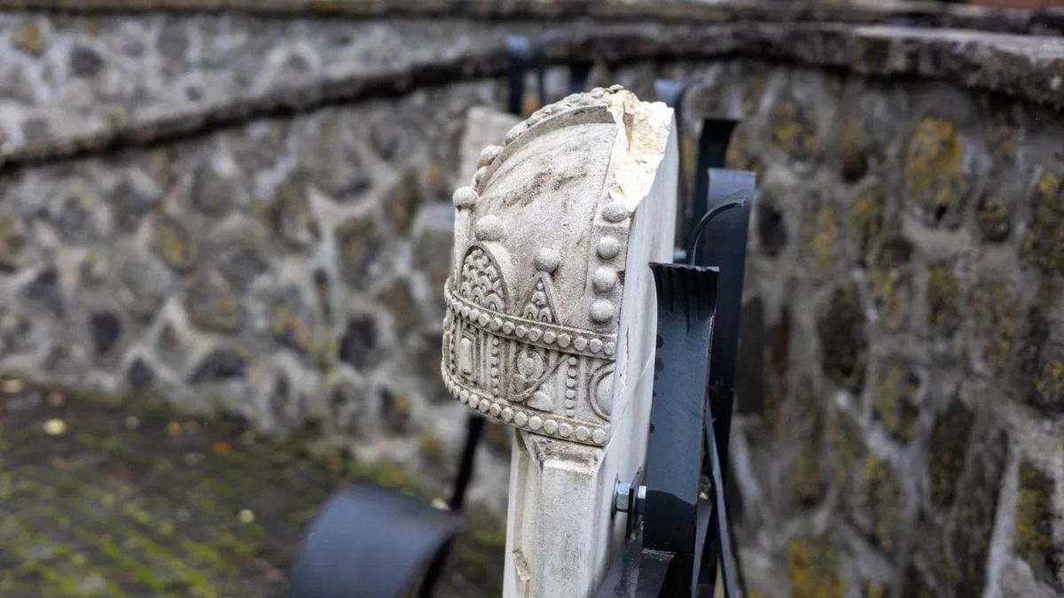 Azonosították a székelyudvarhelyi magyar címer megrongálóját