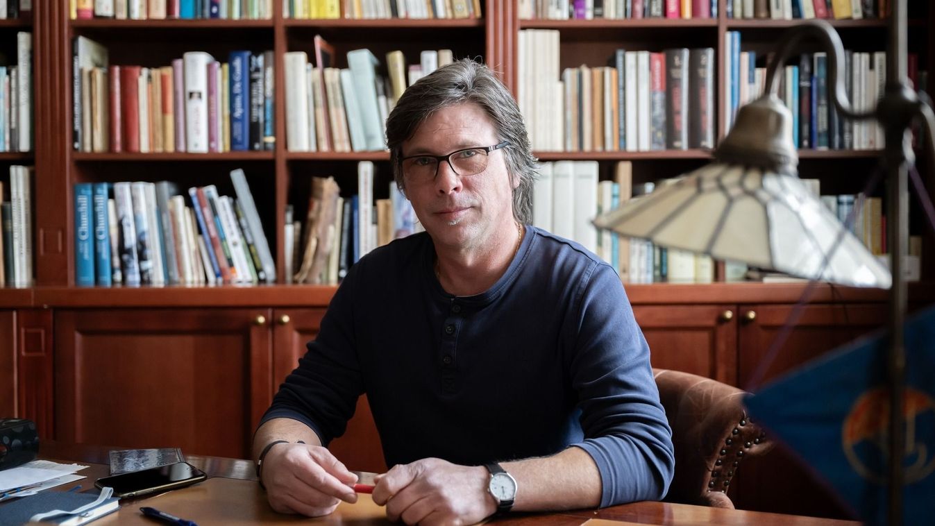 Hont András