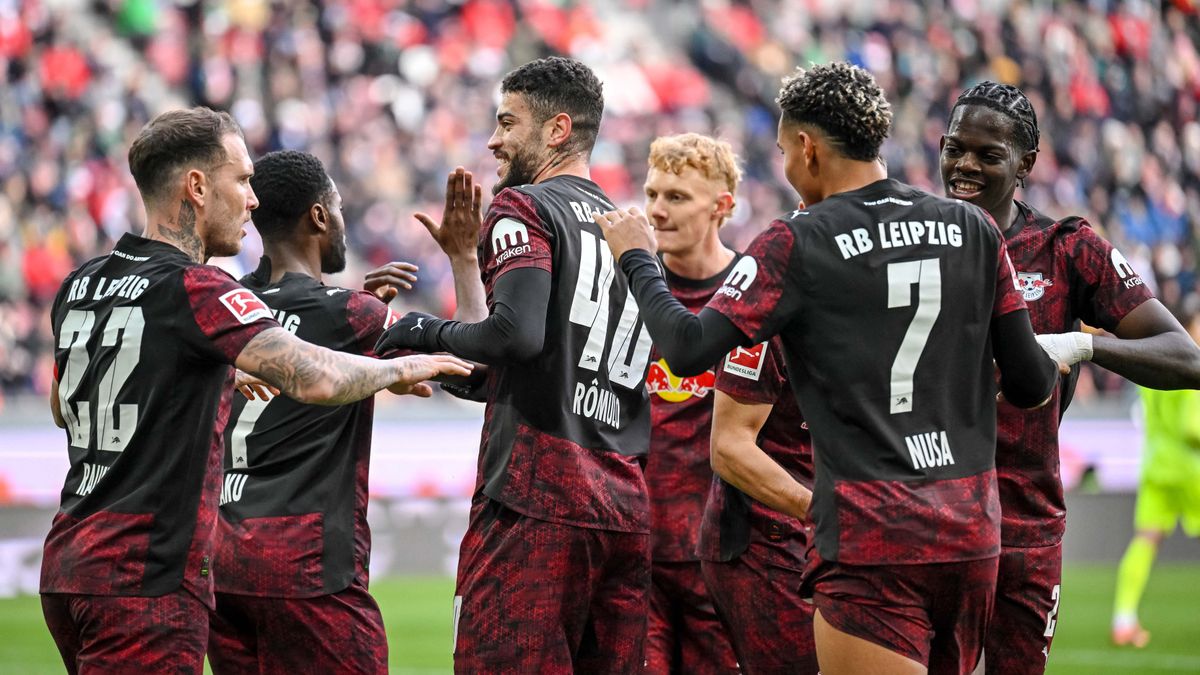 A Lipcse már az első félidőben ellentmondást tűrően játszott az Augsburg elleni Bundesliga meccsen.