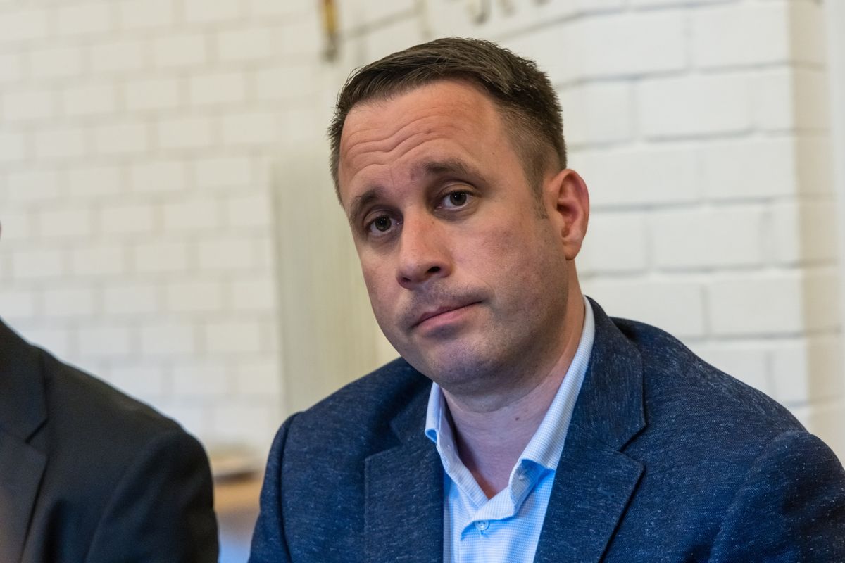 Zalaegerszeg, 2025. május 26.
Dömötör Csaba, a Fidesz európai parlamenti (EP-) képviselője a Fidesz és a KDNP országjárása keretében tartott lakossági fórumot megelőző sajtótájékoztatón a zalaegerszegi Városi Hangverseny - és Kiállítóteremben 2025. május 26-án.
MTI/Katona Tibor