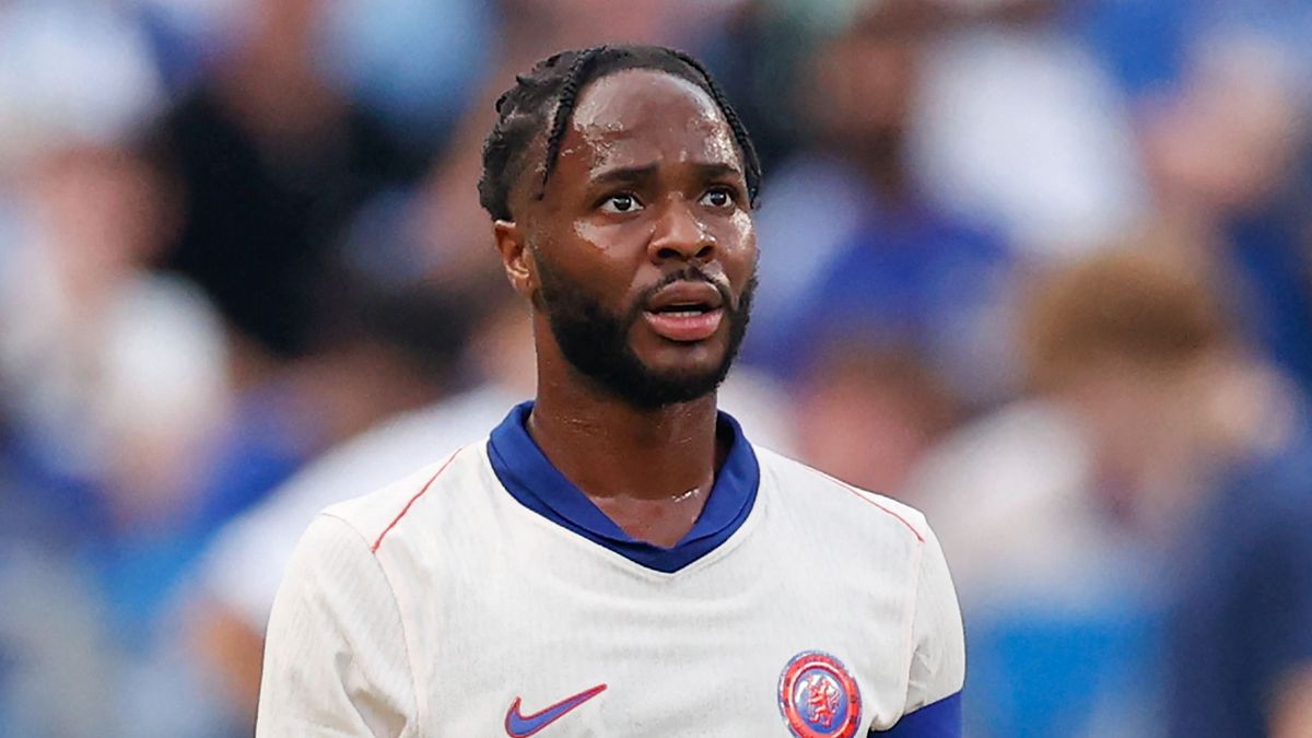 Raheem Sterling a Chelsea egyik legjobban fizetett játékosa, mégis az utánpótlás csapathoz száműzték.