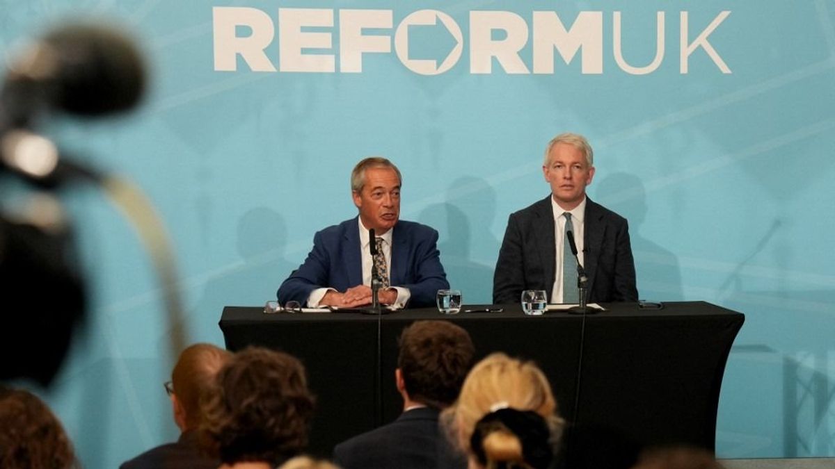 Megingott a brit jobboldal egysége – tucatnyi konzervatív politikus csatlakozik a Reform UK-hoz