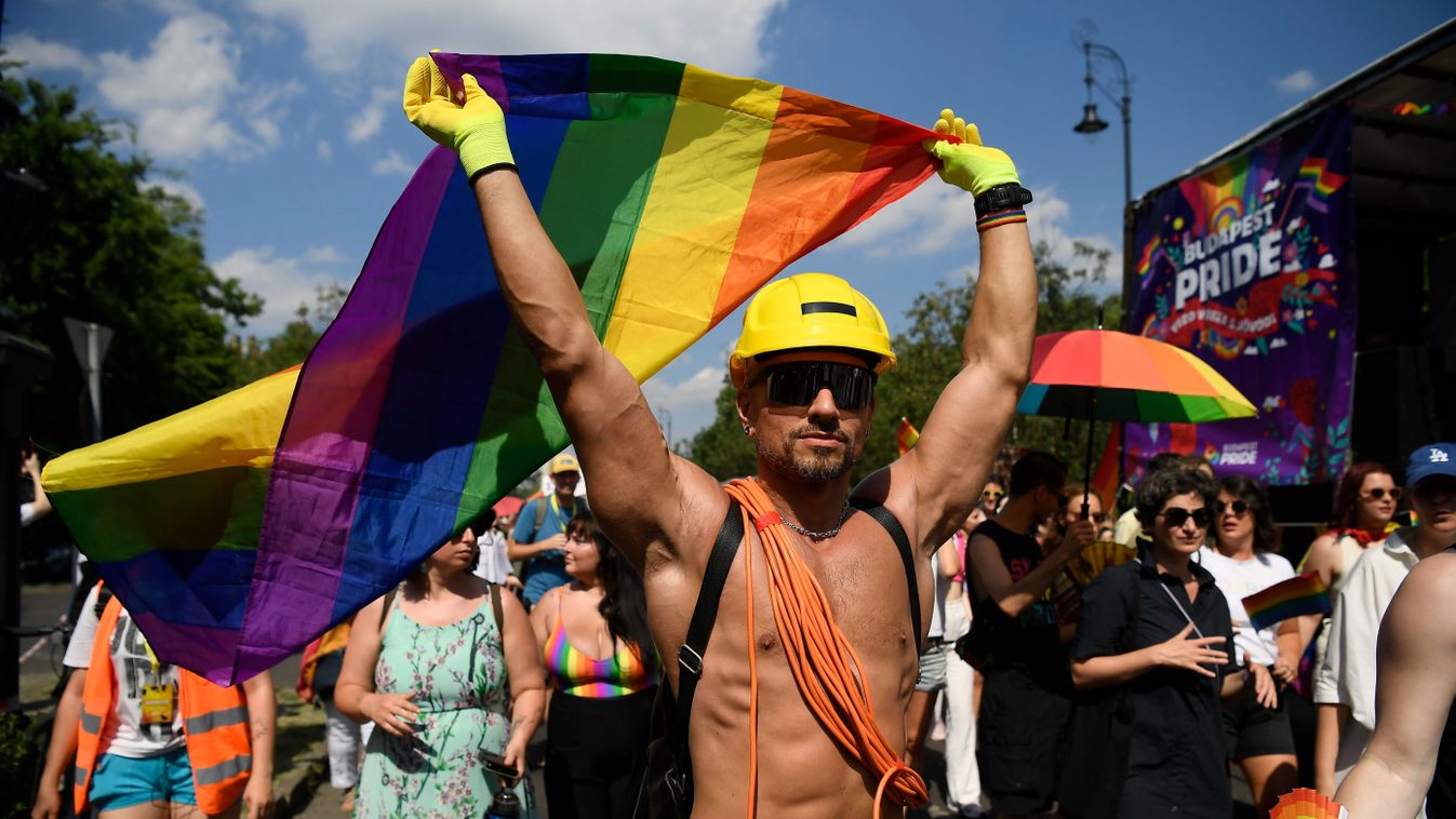 Budapest Pride
MTI Fotószerkesztõség
Kovács Tamás