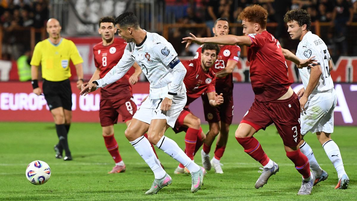 Ronaldo Szoboszlainak ígéretet tett, az örmény csapatkapitány meghívást kapott tőle