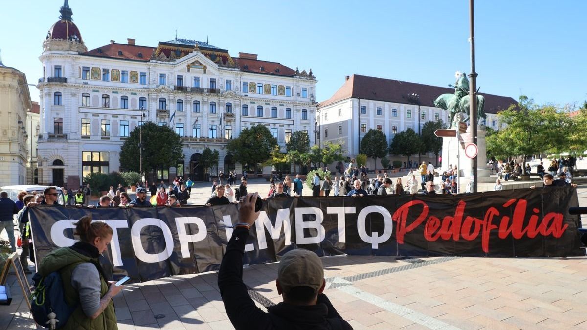 „Ha átmegyünk rajtatok, végetek”, mondta a Pécs Pride főszervezője az ellentüntetőknek + galéria, videó